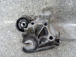 кронштейн двигателя Citroen C5 2 поколение (2008 - 2017), 2.0 л., HDi, RH01 (10DYZA), дизель, 9682417480