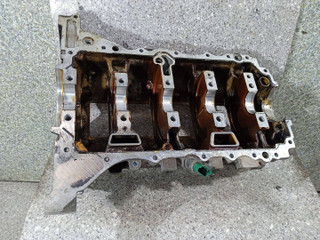 блок цилиндров Citroen C4 1 поколение 2008, 1.4 л., 8FS (EP3), бензин, V757899480