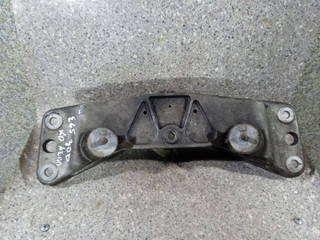 кронштейн КПП BMW 7 серия E65/E66/E67 [рестайлинг] (2005 - 2008), 3.0 л., D, M57 306 D3, дизель, АКПП, 6759680, 24168110