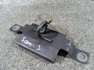 петля замка капота Renault Scenic 3 поколение (2009 - 2012), 656200015RC