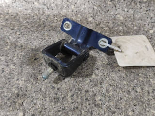 петля крышки багажника Mitsubishi Outlander 2 поколение [рестайлинг] (2009 - 2012), 2.2 л., DiD, дизель, полный привод