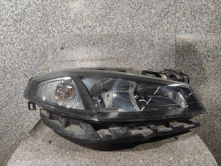 фара правая Renault Laguna 2 поколение [рестайлинг] (2005 - 2007), 7701061671