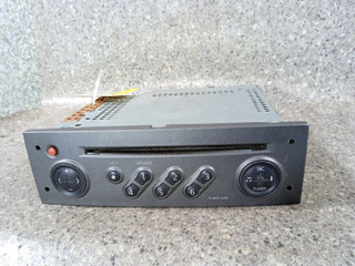 магнитола Renault Scenic 2 поколение (2003 - 2006), 8200300859