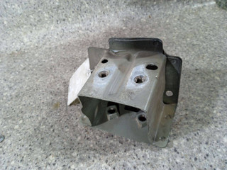 кронштейн переднего бампера Nissan Primera P12 (2001 - 2008), 62211AU300
