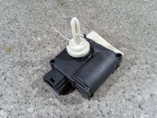 моторчик заслонки печки Audi A6 4F/C6 (2004 - 2008), 0132801359, 4F0820511A
