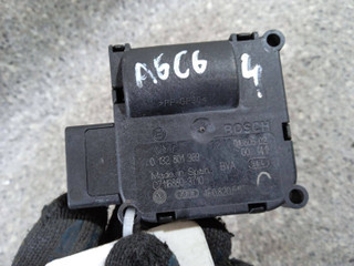моторчик заслонки печки Audi A6 4F/C6 (2004 - 2008), 4F0820511B, 0132801369