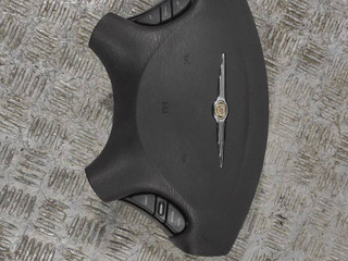 подушка безопасности водителя Chrysler Voyager 4 поколение [рестайлинг] (2004 - 2007), 1K060418494