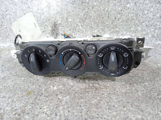 блок управления печки / климат-контроля Ford Focus 2 поколение [рестайлинг] (2007 - 2011), 7M5T-19980-AA