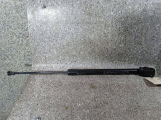 амортизатор крышки багажника (3-5 двери) Renault Scenic 3 поколение (2009 - 2012), 904500004R