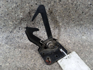 замок капота Audi 80 B3 (1986 - 1991), 893823480A