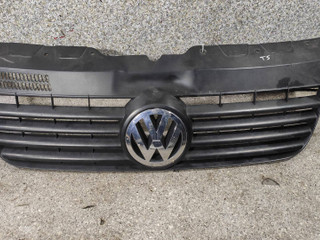 решетка радиатора Volkswagen Transporter T5 (2003 - 2009)