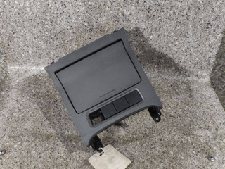 бардачок Volkswagen Golf 5 поколение (2003 - 2009), 1K0857961
