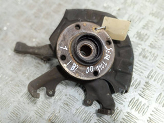 ступица передняя левая SEAT Toledo 1 поколение (1991 - 1999), 1.9 л., TDi