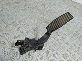 педаль Chevrolet Cruze 1 поколение (2009 - 2012), 1.6 л., i, бензин, 5МКПП, 13252702