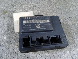 блок комфорта Audi A6 4F/C6 (2004 - 2008), 4F0959795F, 4F0910795F