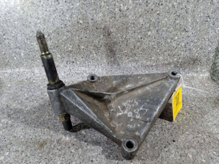 кронштейн КПП Renault Megane 1 поколение [рестайлинг] (1999 - 2003), 7700832251