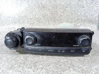 блок управления печки / климат-контроля SsangYong Rodius 1 поколение (2004 - 2007), 6870021021