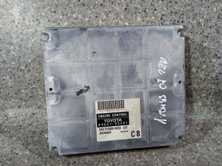 блок управления двигателем Toyota Avensis 2 поколение (T250) [рестайлинг] (2006 - 2009), 2.0 л., D-4D, дизель, 89661-05C81, 175800-9420