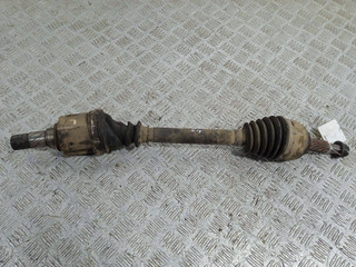 полуось передняя левая (приводной вал, ШРУС) Renault Clio 2 поколение (1998 - 2002), 1.9 л., дизель