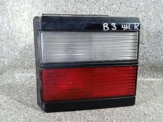 фонарь крышки багажника правый Volkswagen Passat B3 (1988 - 1997)