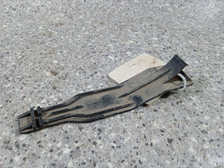 крепление фары левой Ford Focus 2 поколение (2004 - 2008), 4M51-13N060-A