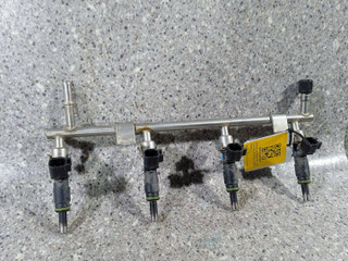 форсунка Chevrolet Cruze 1 поколение (2009 - 2012), 1.6 л., i, F16D4, бензин, 55562599, 8275C00910, 55562597
