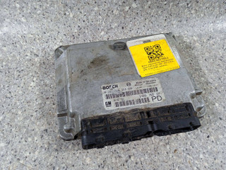 блок управления двигателем Opel Zafira 1 поколение (A) (1999 - 2003), 2.0 л., DTi, Y 20 DTH, дизель, 24417169, 02811010268, 28SA4802