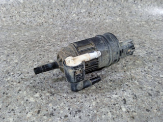 насос (моторчик) омывателя стекла Renault Scenic 1 поколение [рестайлинг] (1999 - 2003), 7700430702