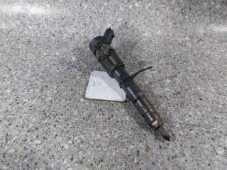 форсунка Renault Laguna 2 поколение [рестайлинг] (2005 - 2007), 1.9 л., DCi, F9Q 758, дизель, 8200389369, 0445110230