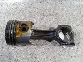 поршень Renault Megane 2 поколение (2002 - 2006), 1.9 л., DCi, F9Q 800, дизель, МКПП