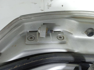 петля двери BMW 5 серия E60/E61 (2002 - 2007)