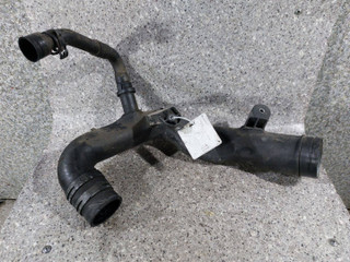 патрубок интеркулера Volkswagen Polo 5 поколение (2009 - 2015), 1.4 л., TDi, BNM, дизель, 6Q0129654BD, 045103493D