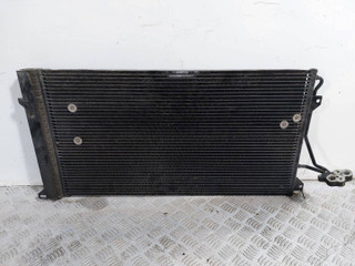 радиатор кондиционера Volkswagen Touareg 1 поколение (2002 - 2007), 2.5 л., дизель