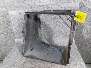воздуховод интеркулера Volkswagen Touareg 1 поколение (2002 - 2007), 2.5 л., дизель, 7L0117339