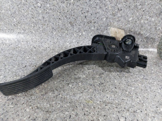 педаль Mitsubishi Outlander 2 поколение [рестайлинг] (2009 - 2012), 2.2 л., DiD, 4HN, дизель, АКПП, 09318C3A, 51903700343, 1600A102