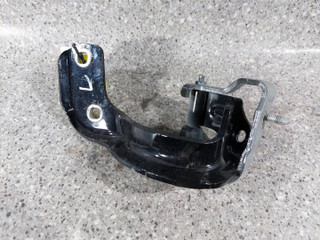 петля крышки багажника Audi A6 Allroad Quattro C7 (2012 - 2014), универсал, 4G9827299