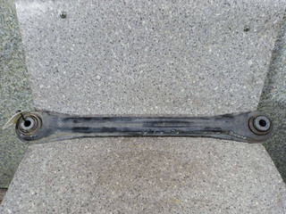 рычаг задний нижний Volkswagen Touareg 1 поколение (2002 - 2007), 2.5 л., TDi, дизель, полный привод, 7L0501531B