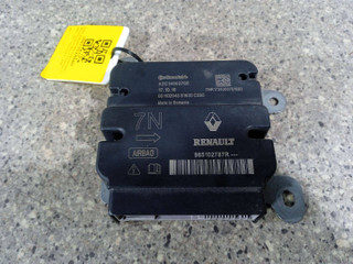 блок AirBag Dacia Sandero 2 поколение [рестайлинг] (2017 - 2026), 0.9 л., TCE, бензин, хетчбэк 5 дв., 985102787R