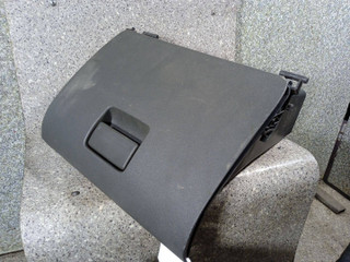 бардачок Ford Focus 2 поколение (2004 - 2008), 4M51-A06044-ADW