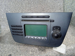 магнитола SEAT Altea 1 поколение (2004 - 2009), 1.4 л., TSI, бензин, МКПП, 5P1035186B, 7646636366