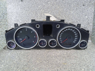 щиток приборов (приборная панель) Volkswagen Touareg 1 поколение (2002 - 2007), 2.5 л., TDi, дизель, МКПП, полный привод, 7L6920871K, 7456000048, 6033EDO097, 6033EC2145