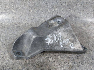 кронштейн КПП Audi A6 4B/C5 (1997 - 2001), 2.8 л., ACK, бензин, АКПП, полный привод