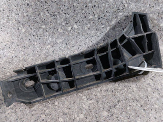 Крепление бампера переднего Audi A6 4B/C5 [рестайлинг] (2001 - 2004), 4B0807284B