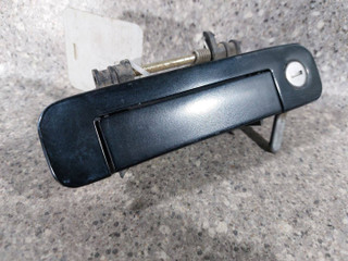ручка наружная Audi 90 89/B3 1990