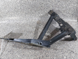 петля капота левая Opel Insignia 1 поколение (A) (2008 - 2014), 12841600