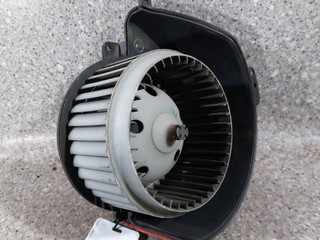 моторчик печки Opel Astra H (2004 - 2007), 52407543