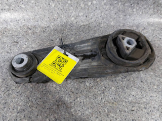 подушка крепления двигателя Nissan Micra 3 поколение (K12) (2002 - 2007), 1.5 л., DCi, 8200042453