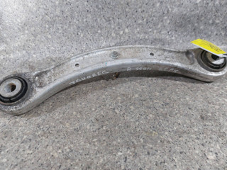 рычаг задний правый Volkswagen Touareg 1 поколение (2002 - 2007), 2.5 л., TDi, дизель, полный привод, 7L0505375A