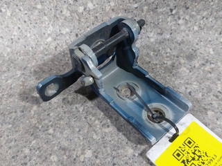 петля двери Peugeot 308 T7 (2007 - 2011), хетчбэк 5 дв.