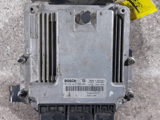 блок управления двигателем Renault Scenic 2 поколение [рестайлинг] (2006 - 2010), 2.0 л., DCi, M9R 700, дизель, МКПП, 0281013506, 8200462452, 8200711268